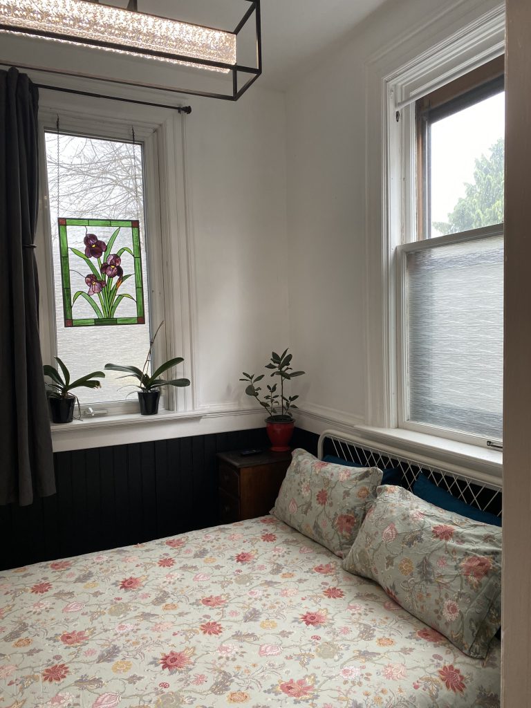 budget-friendly-airbnb-niagara-falls-ontario