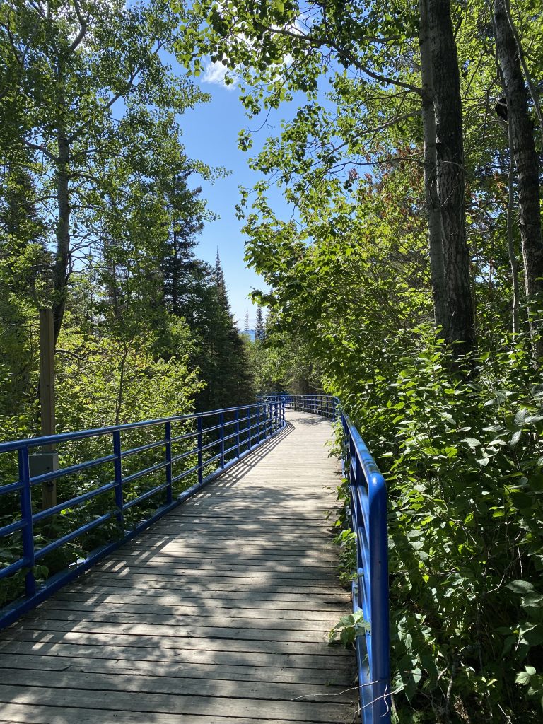 auguasabon-falls-terrace-bay-ontario
