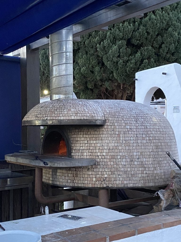 wood-fired-pizza-benalmadena-spain