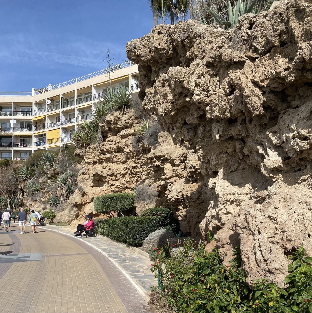 torremolinos-beach-walk