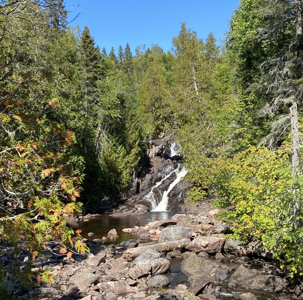 rainbow-falls-ontario