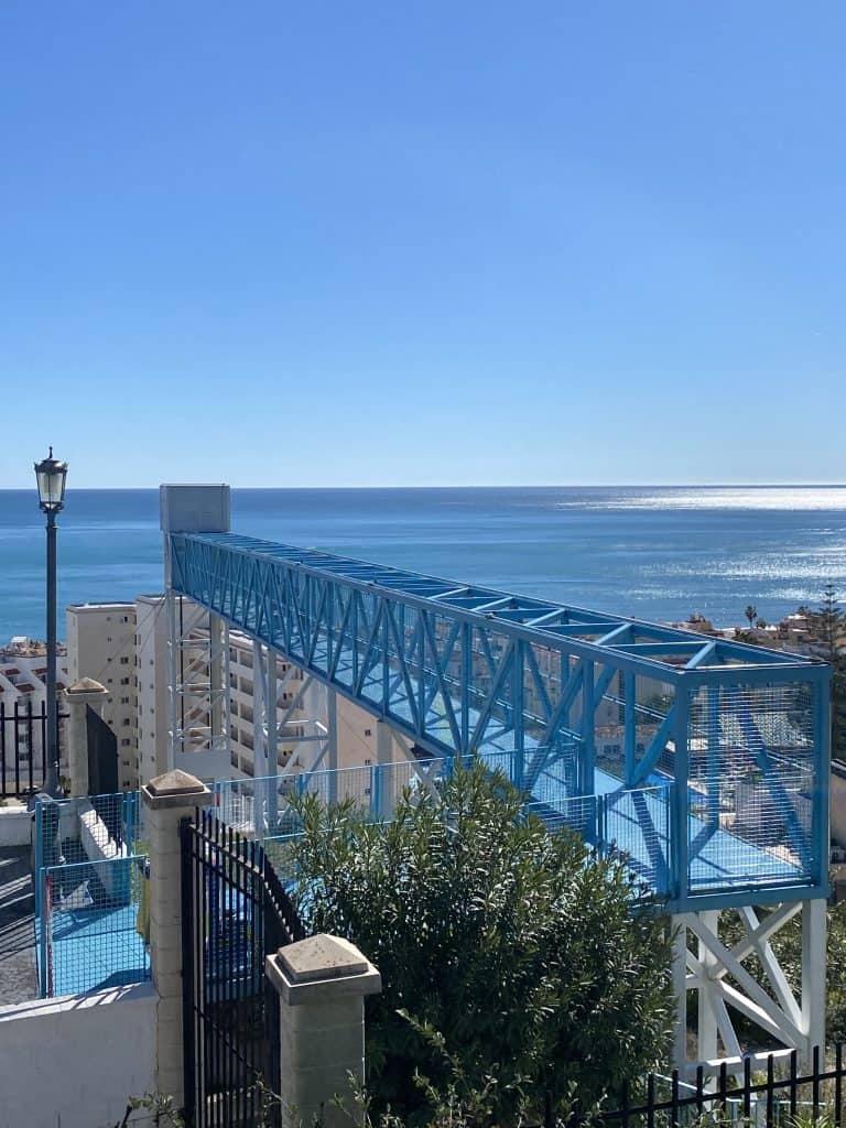 torremolinos-beach-elevator