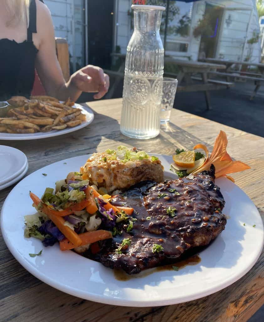 teds-range-road-diner-meaford