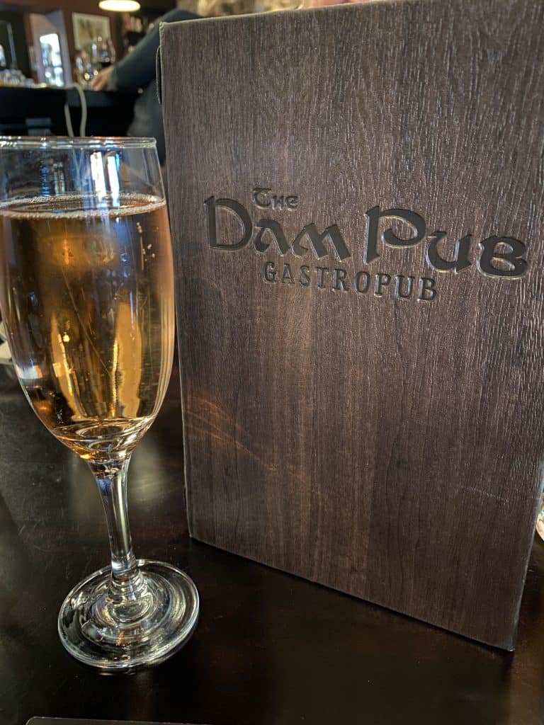 the-dam-pub-meaford-ontario