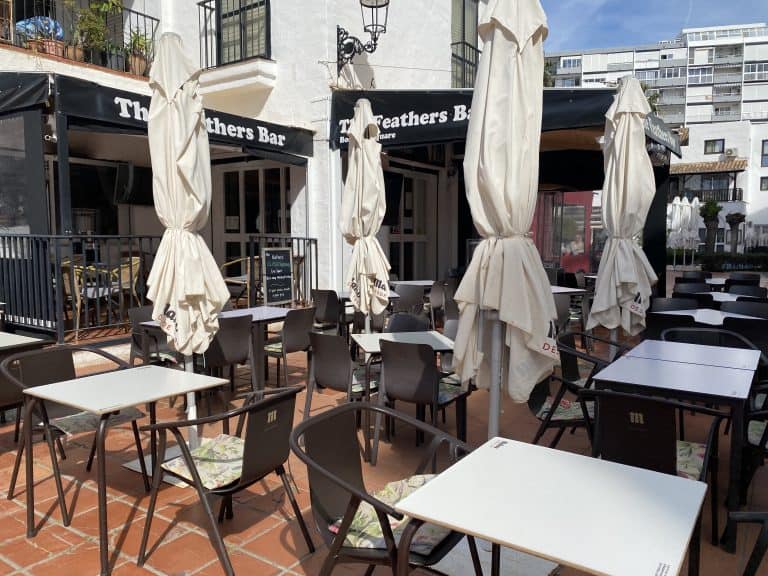 where-to-play-trivia-in-benalmadena-spain