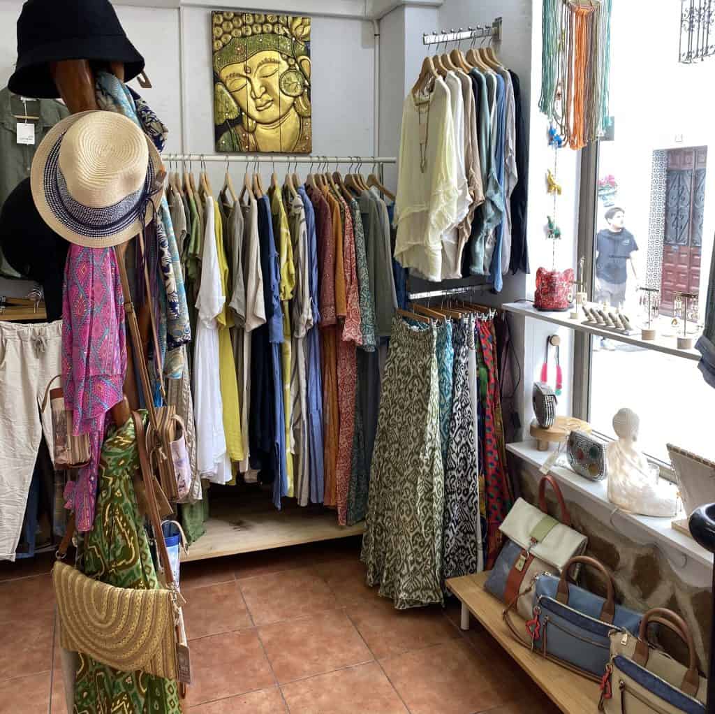 local-shops-mijas-pueblo