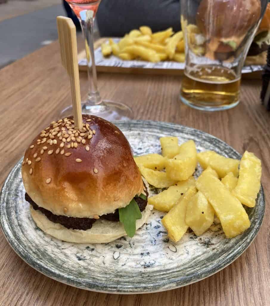 tapas-mini-burger-ronda-spain