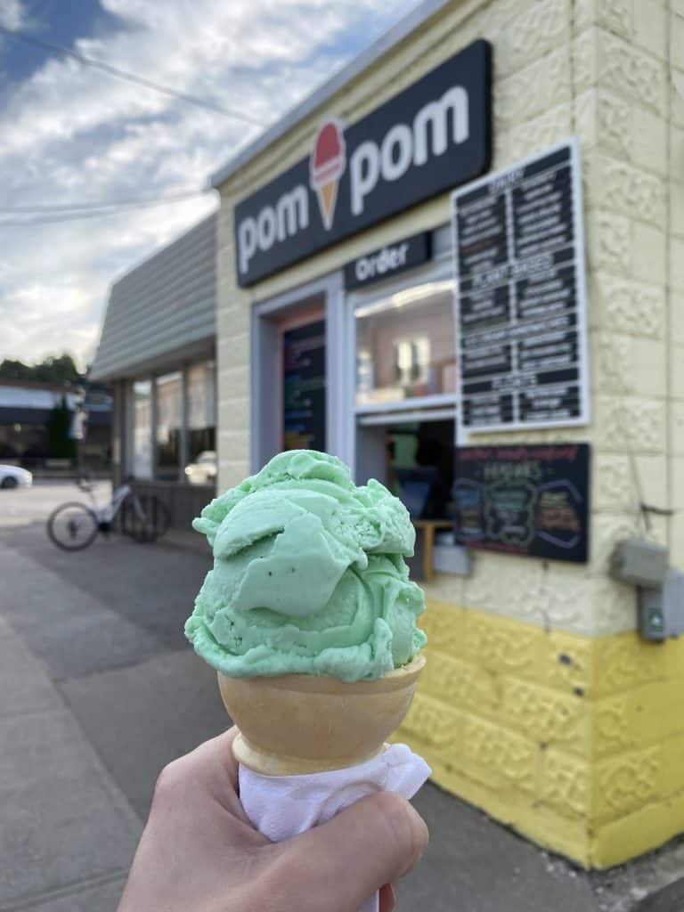 ice-cream-thornbury-ontario
